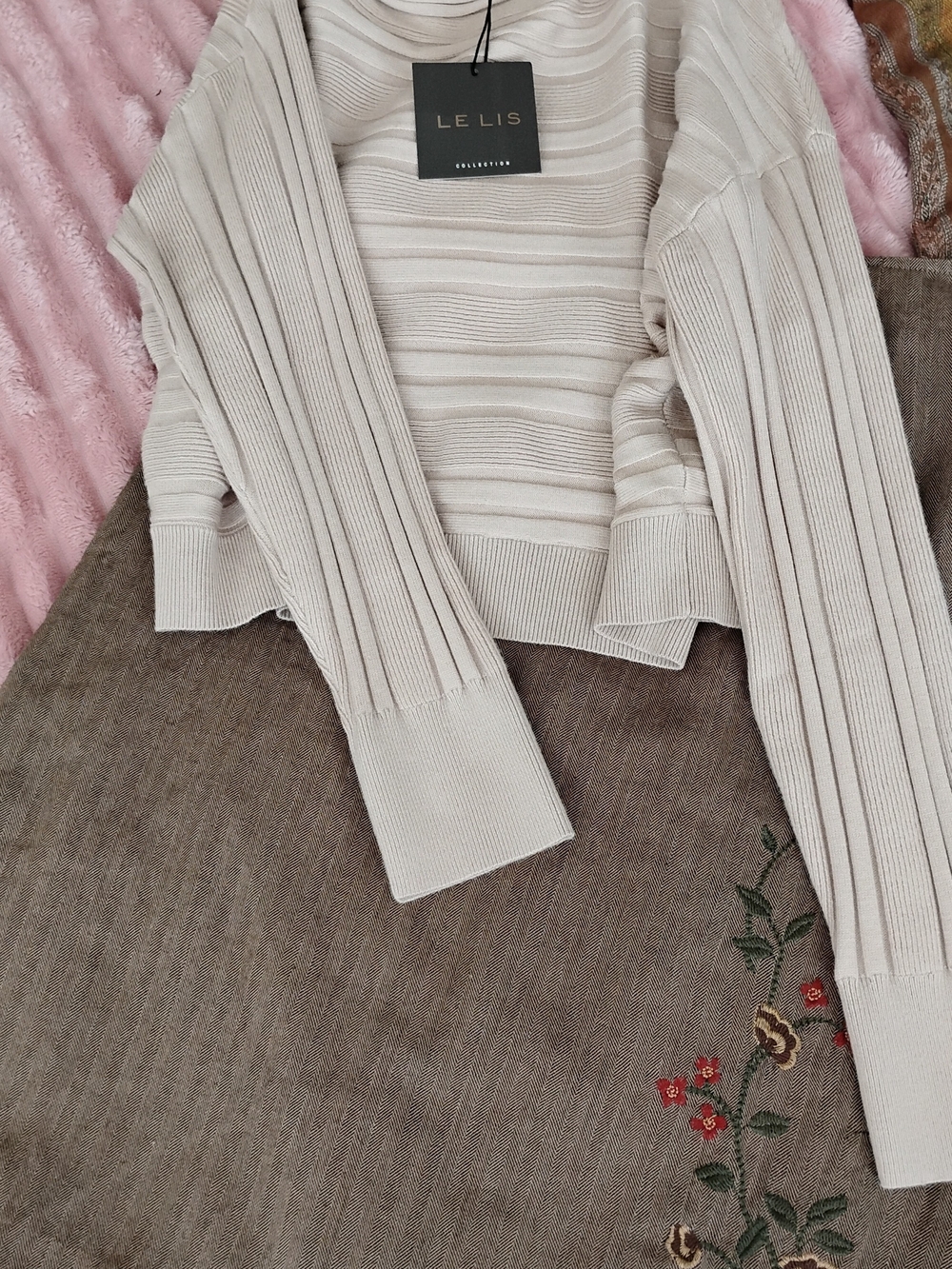 Le Lis Cream Ribbed Women's Sweater And Boho Embroidered Skirt
